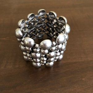 Silver stretch bracelet